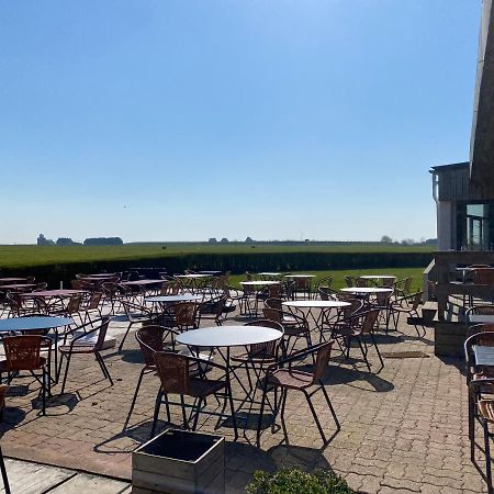 Logis Hotel & Restaurant De L'Aerodrome De La Baie De Somme Buigny-Saint-Maclou Εξωτερικό φωτογραφία