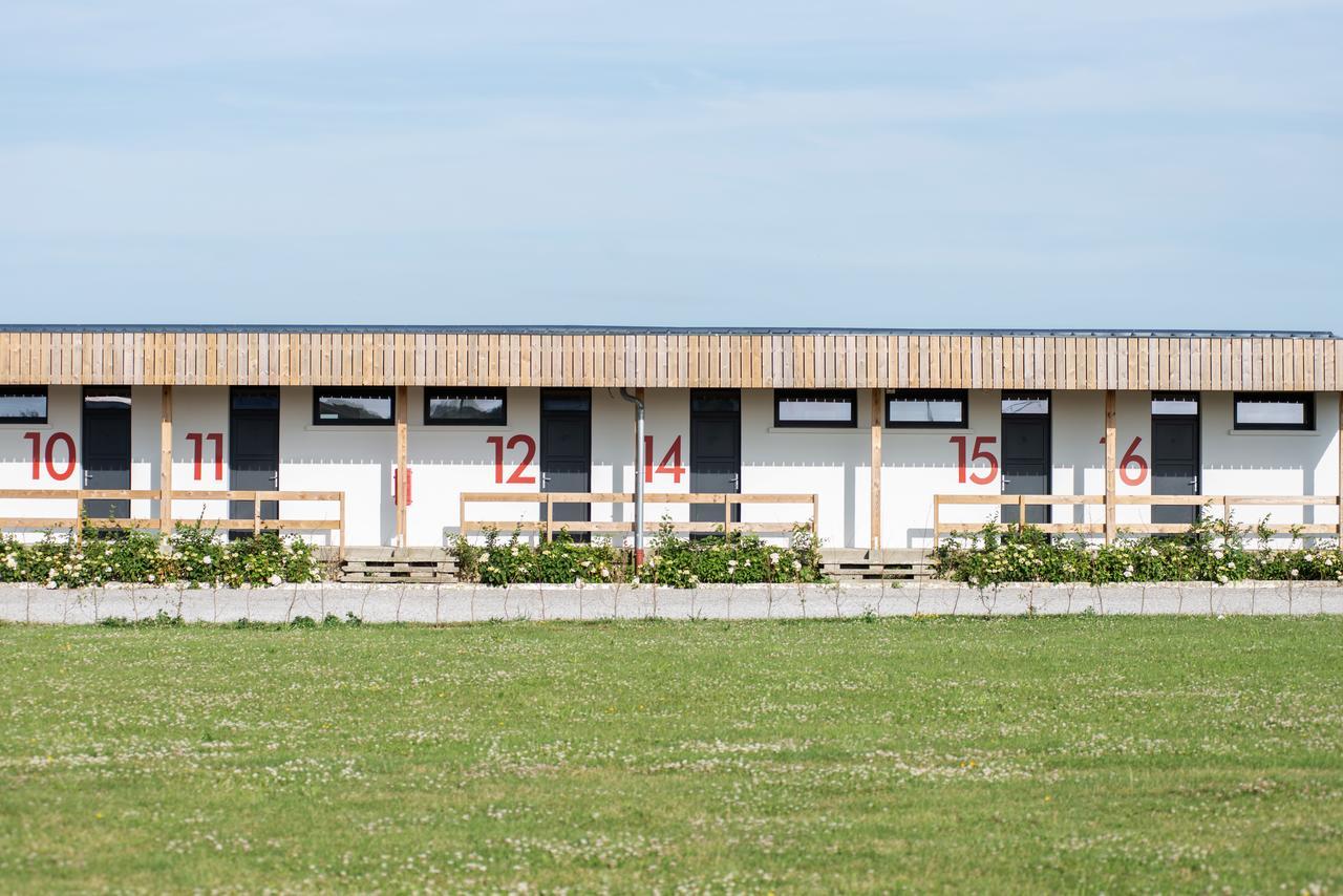 Logis Hotel & Restaurant De L'Aerodrome De La Baie De Somme Buigny-Saint-Maclou Εξωτερικό φωτογραφία